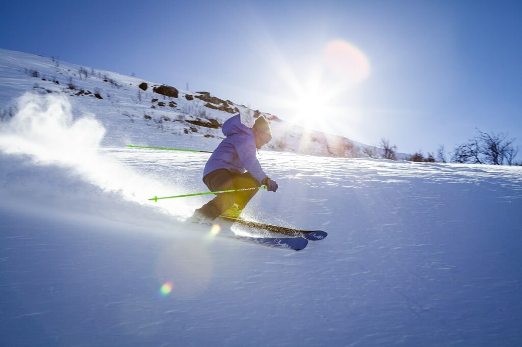 ski lyon : skieur en hors piste