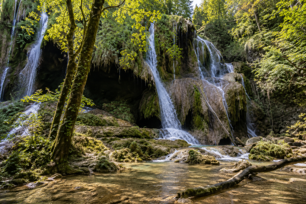 cascade de clairfontaine : cascade proche de Lyon