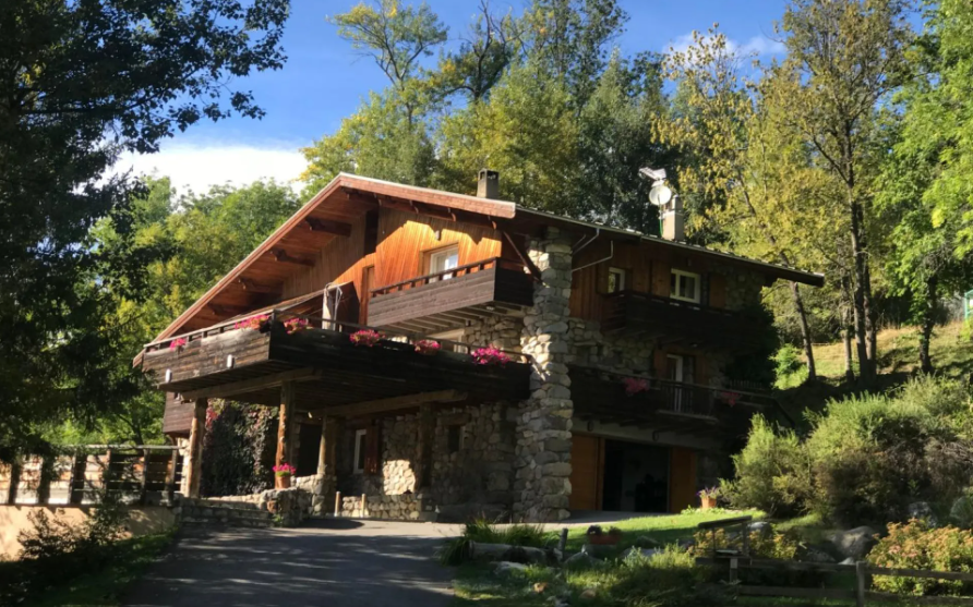 chalet avec piscine à Serre Chevalier